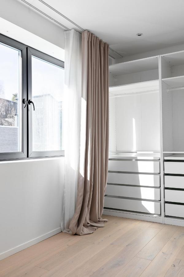 Stylish And Spacious Family Home ストックホルム エクステリア 写真