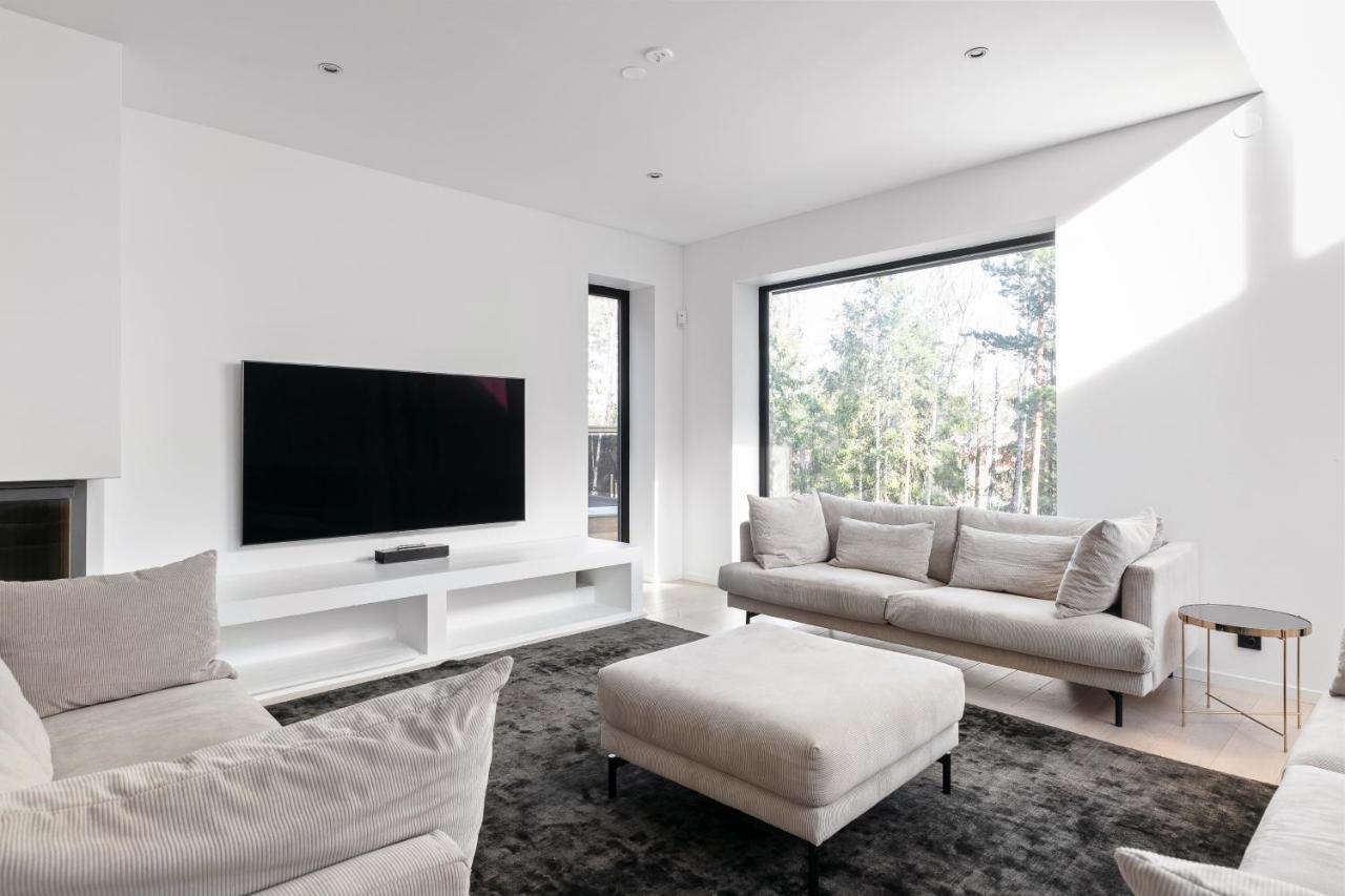 Stylish And Spacious Family Home ストックホルム エクステリア 写真
